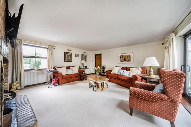 Apple Dene, 27 Careys Road, Pury End (14).jpg