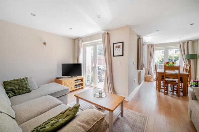 11 The Old Woodyard, Silverstone (10).jpg