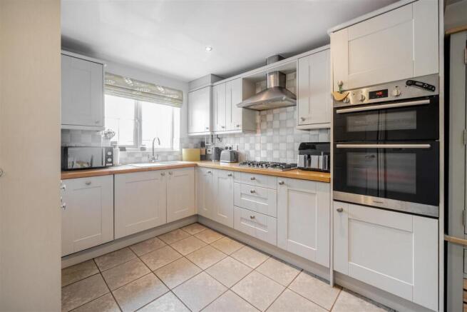 11 The Old Woodyard, Silverstone (15).jpg