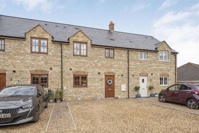 6 Reindeer Court, Potterpury