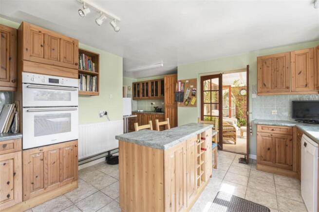 61 London Road, Towcester