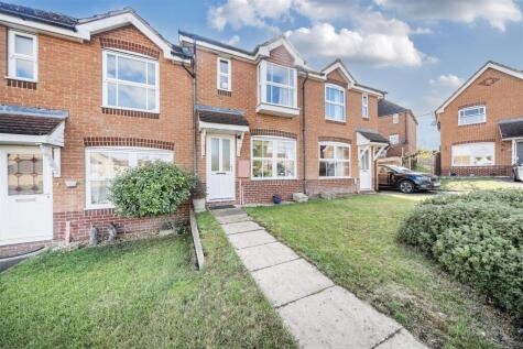 Kestrel Crescent, Brackley, NN13 6PX