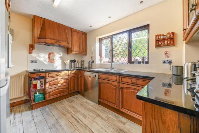 Kudamanta, Caldecote