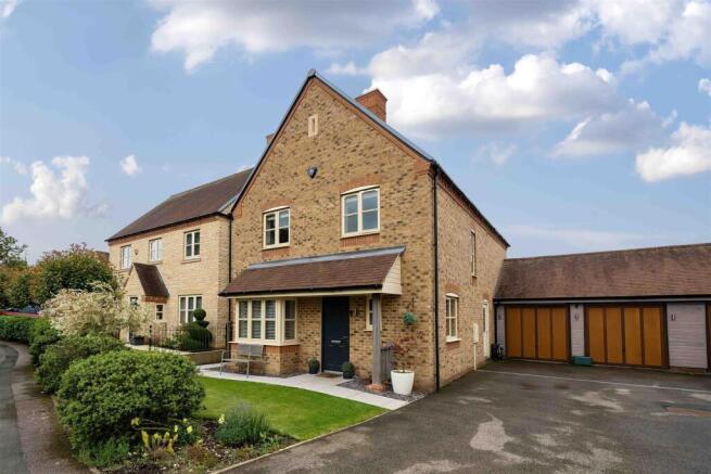 3 Kennel Lane, Paulerspury