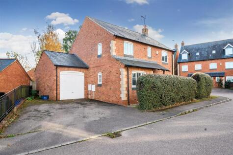 The Old Woodyard, Silverstone, NN12