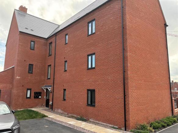 Flat 25 Long Morris - Front 1.jpg