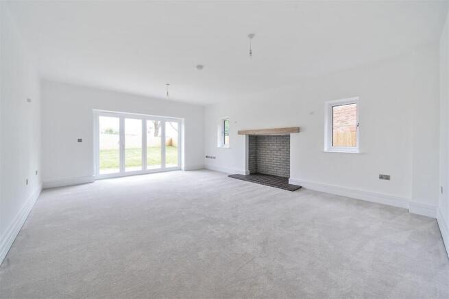 15 Furl Close, Maids Moreton