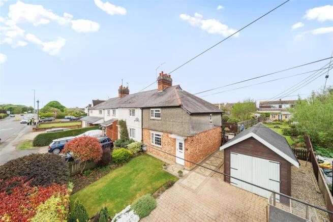 106 Brackley Road, Towcester