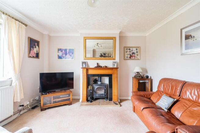 106 Brackley Road, Towcester
