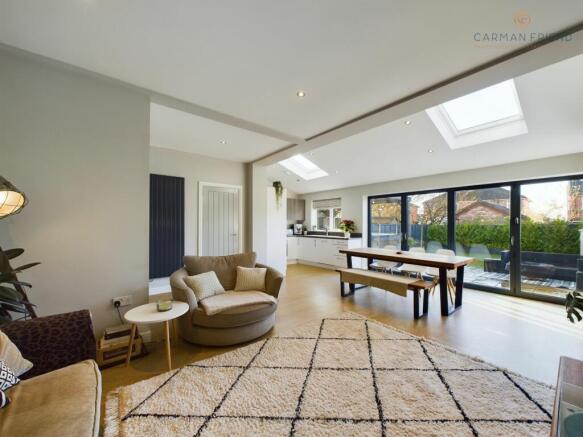 Kitchen/dining/living room