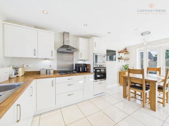 Kitchen/Dining Room