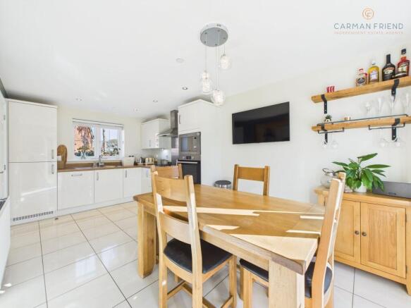 Kitchen/Dining Room