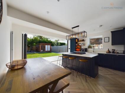 Reeves Road, Great Boughton, CH3