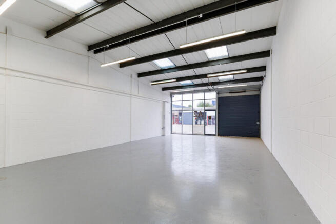 97282_Unit-A2-The-Connaught-Business-Centre-22-Willow (13)_low