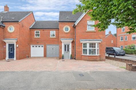 Langstone Ley, Welwyn Garden City, Hertfordshire, AL7