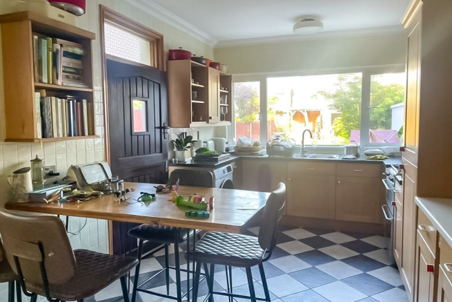 Kitchen/Breakfast Room