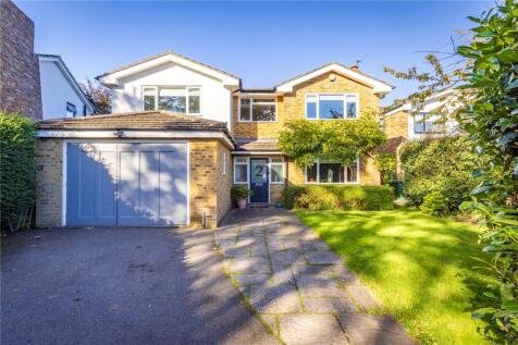 Carleton Close, Esher, Surrey, KT10