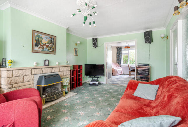 1328760-15-688232...