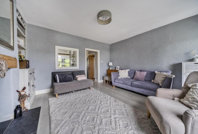 1329988-16-6890d9...