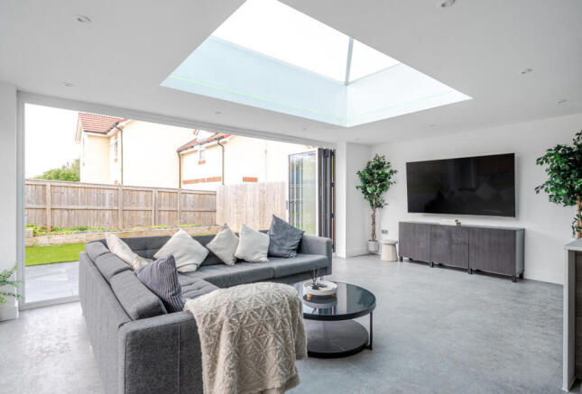 1349487-5-68c01e2...