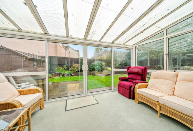 1377070-10-6911de...