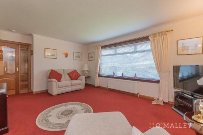 9. Living Room 3.