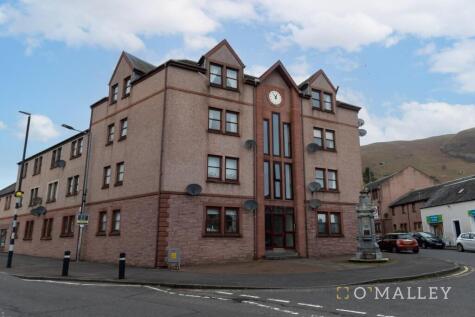 Curran Court, Tillicoultry