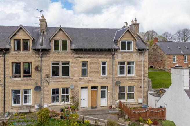 7 Kilknowe East End Earlston-01.jpg