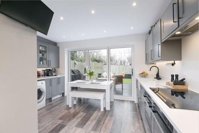 Kitchen/Dining Room