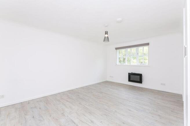Studio Room