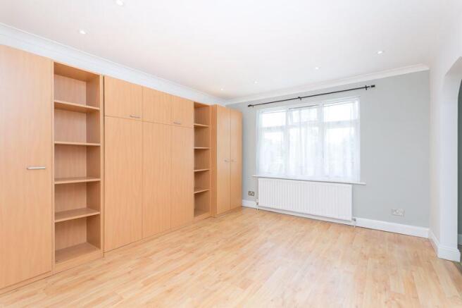 Studio Room