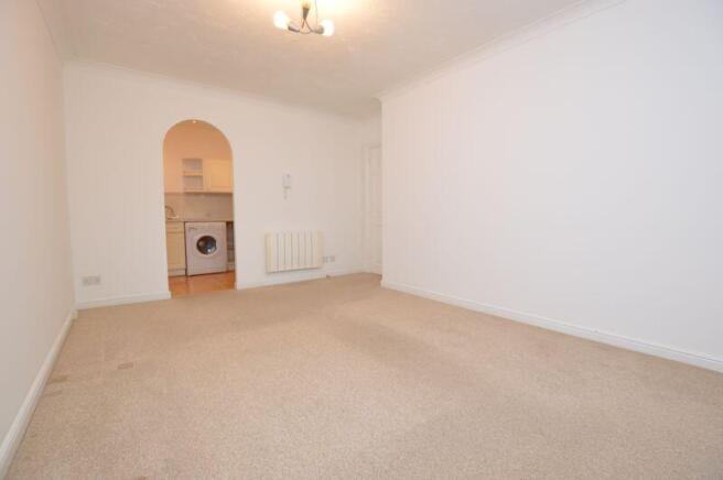 Living Room pic2