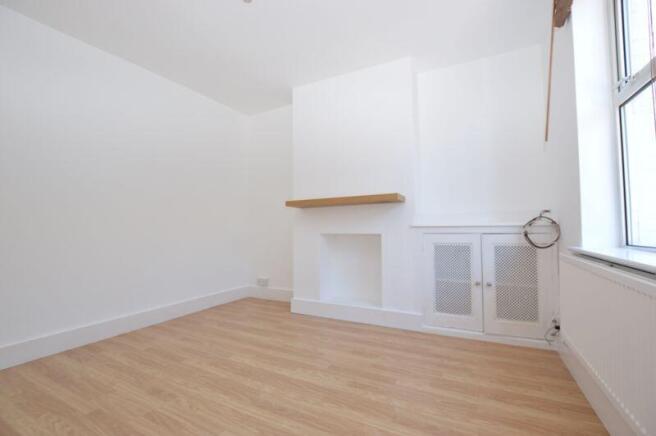 Living Room pic2