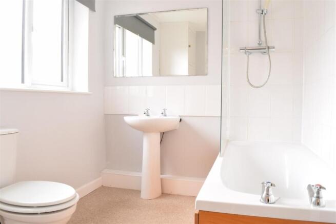 Bathroom.jpg
