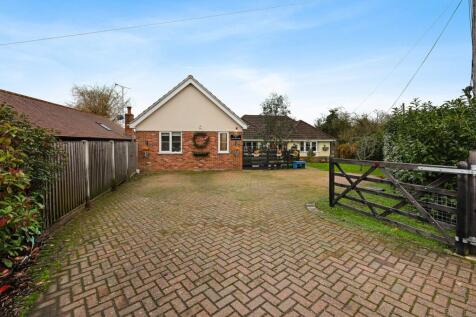 South Hanningfield Road, Rettendon Common, Chelmsford, CM3