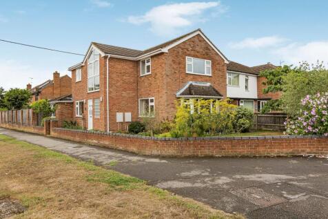 St. James Road, Radley, OX14