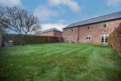 Smethwick Hall Barns, Brereton