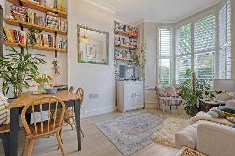 Blackstock Road, N4 2JW