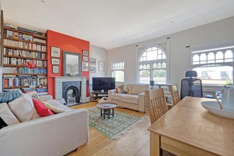 Highbury Park, N5 2XE