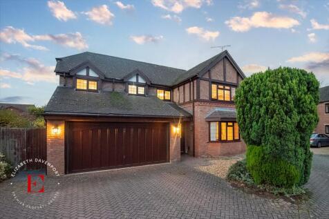 Heritage Court, Gibbet Hill