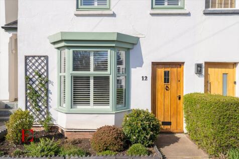 Lower Ladyes Hills, Kenilworth, CV8