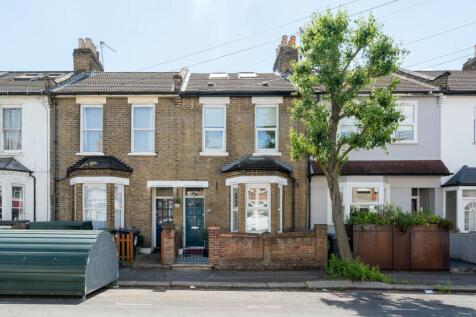 Melford Road, Leytonstone, London, E11