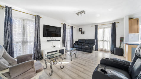 Roman Road, East Ham, E6 3ST