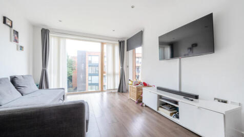 Ottoman Court, EN4 8FJ