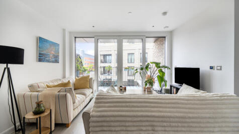 Cendal Crescent, London, E1 2GA