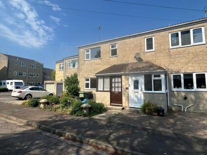 Martin Close, Cirencester, Gloucestershire, GL7
