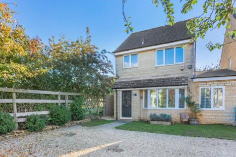 Longtree Close, Tetbury, Gloucestershire, GL8
