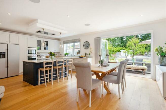 Kitchen Family Room