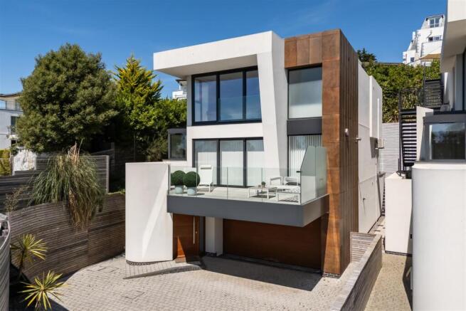 Vista Baia, 30A Chaddesley Glen