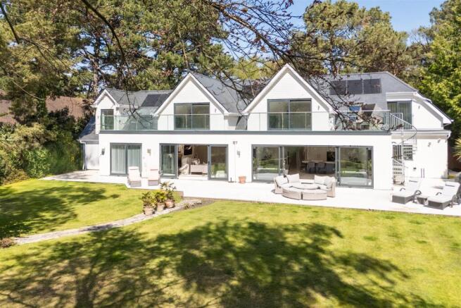 4 Martello Road